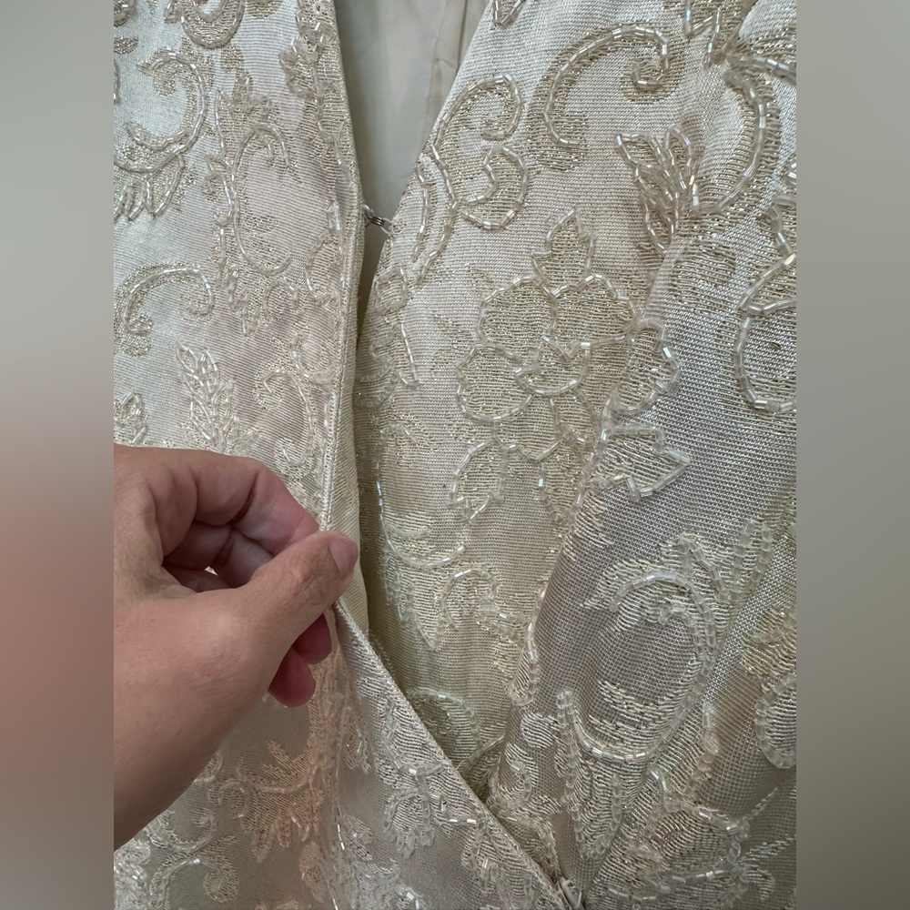 Vintage Carmen Marc Valvo Ivory Cream Lace Sequin Beaded Formal Jacket Size 14 L - Picture 9 of 16